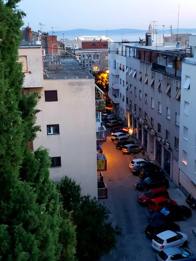 Sunshine Split Apartment Luaran gambar